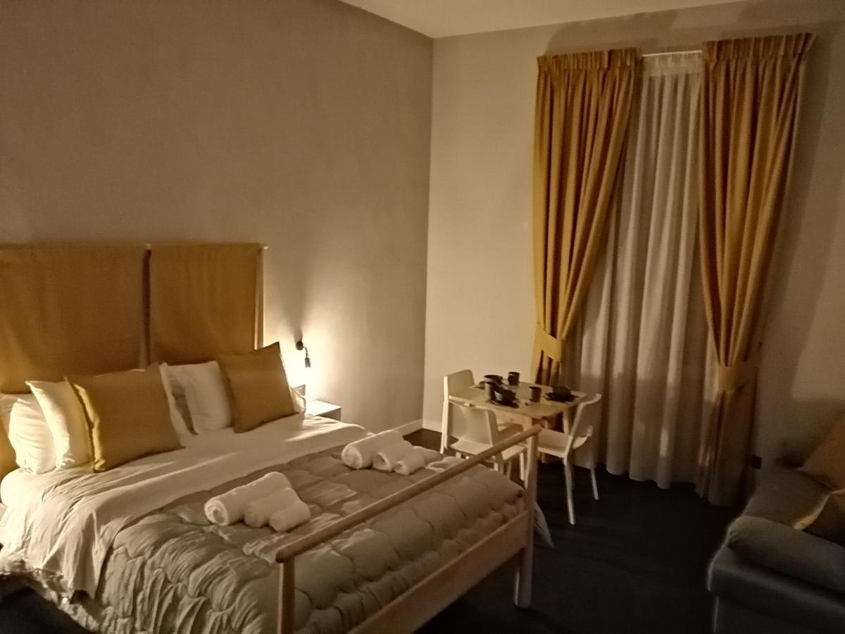 Cabà bed&breakfast Napoli Esterno foto